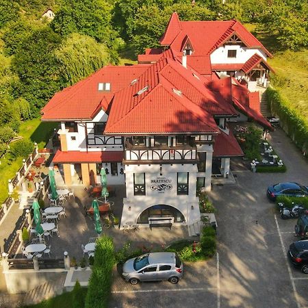 Conacul Bratescu Hotell Bran  Exteriör bild